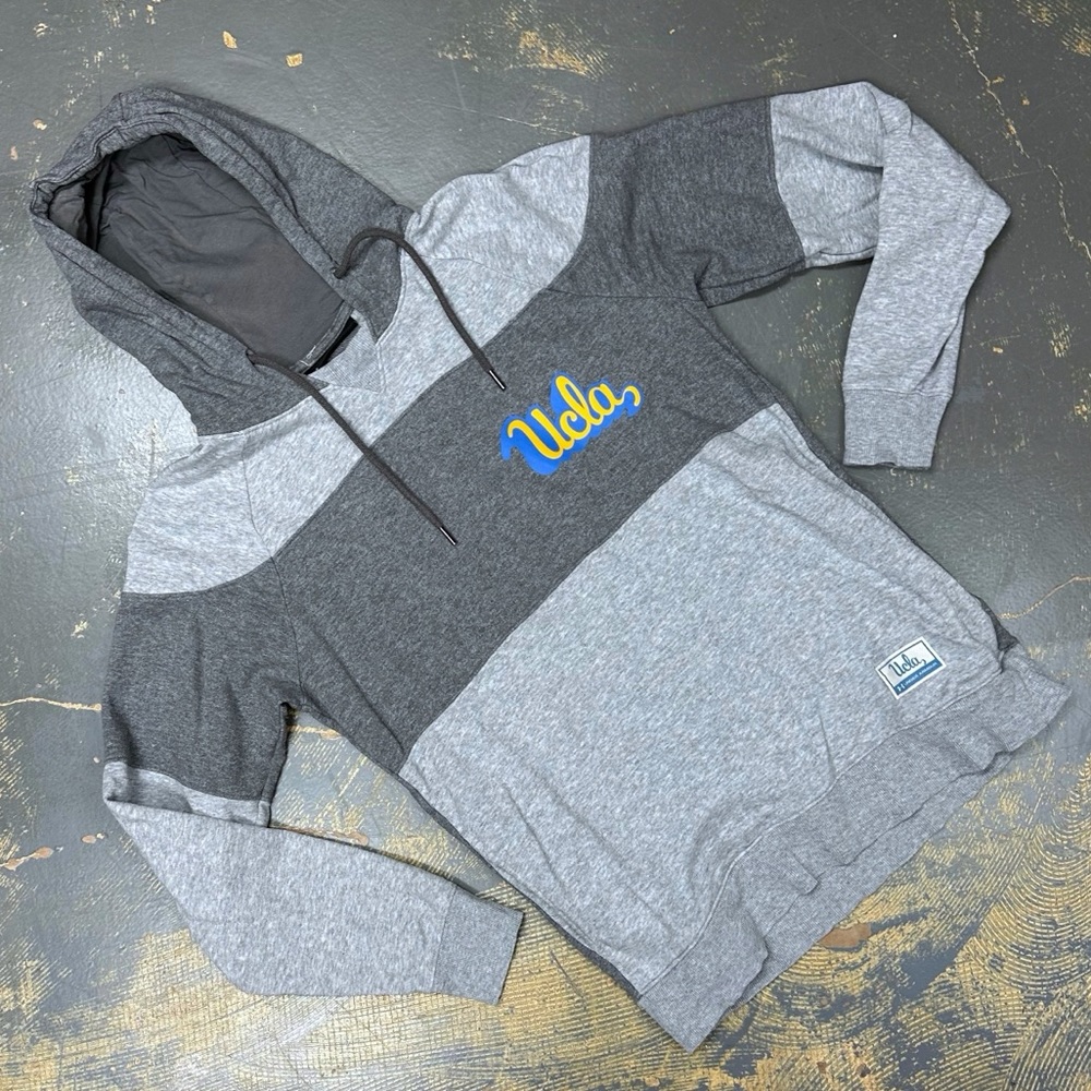 Under Armor UCLA Bruins California Los Angeles Hooded Sweater Medium